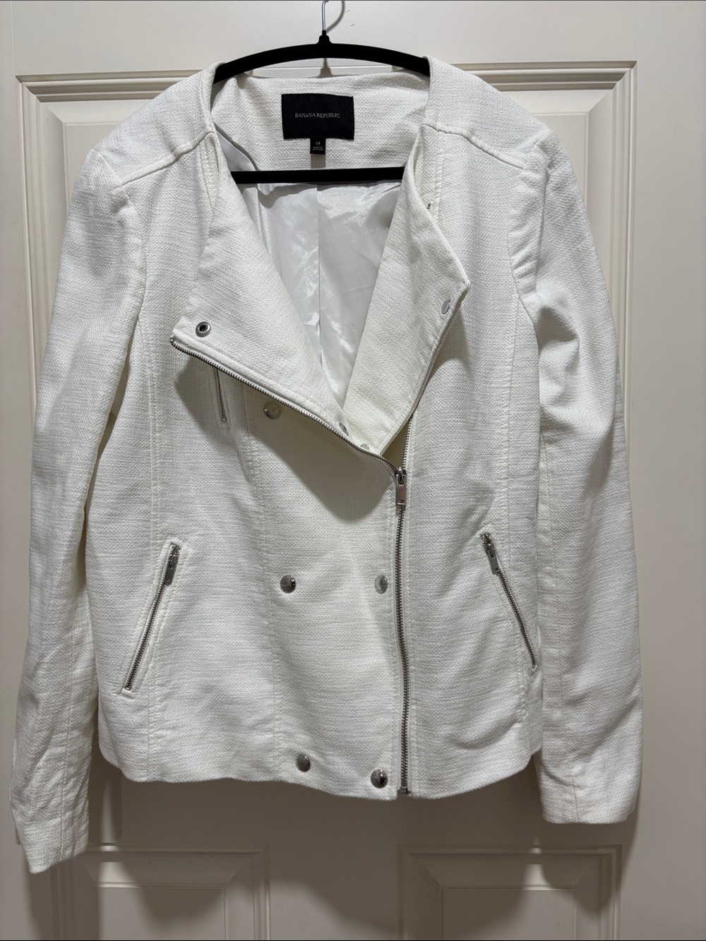 Banana Republic White Textured Lined Asymmetrical Moto Jacket
